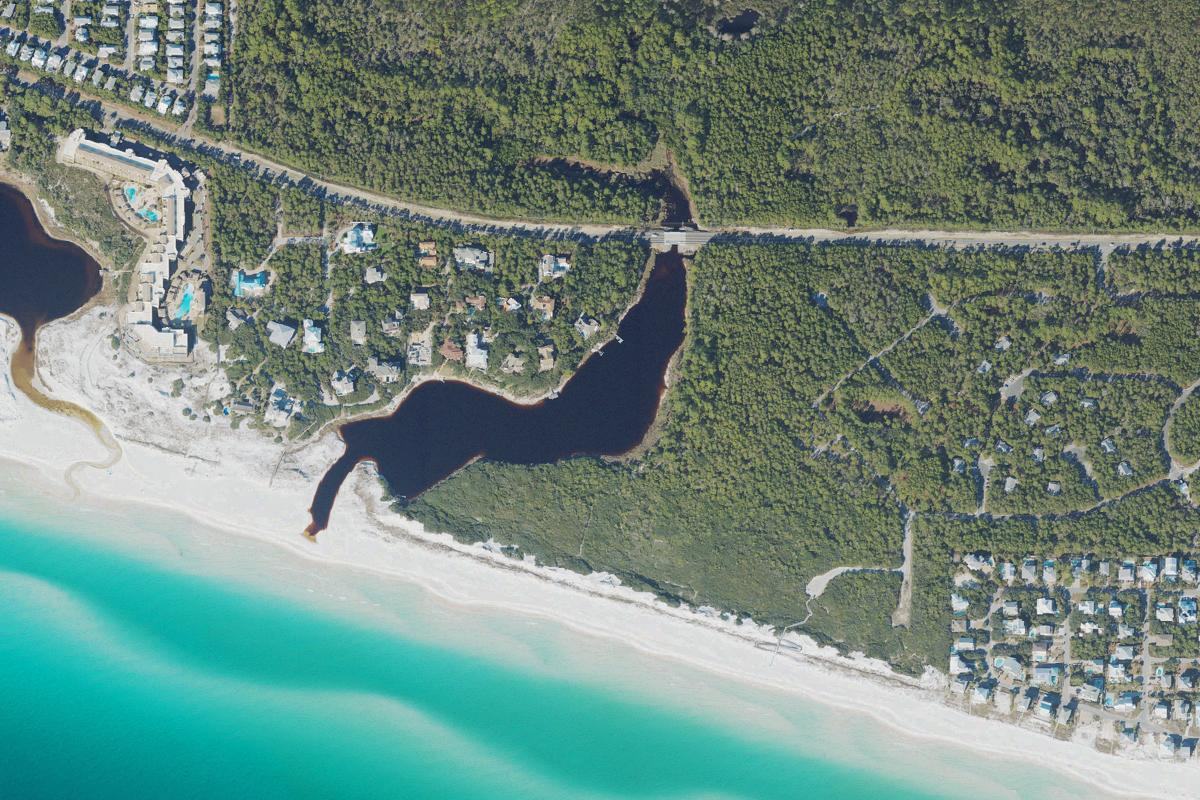 Aerial photograph of Little Redfish Lake, Walton County, Florida